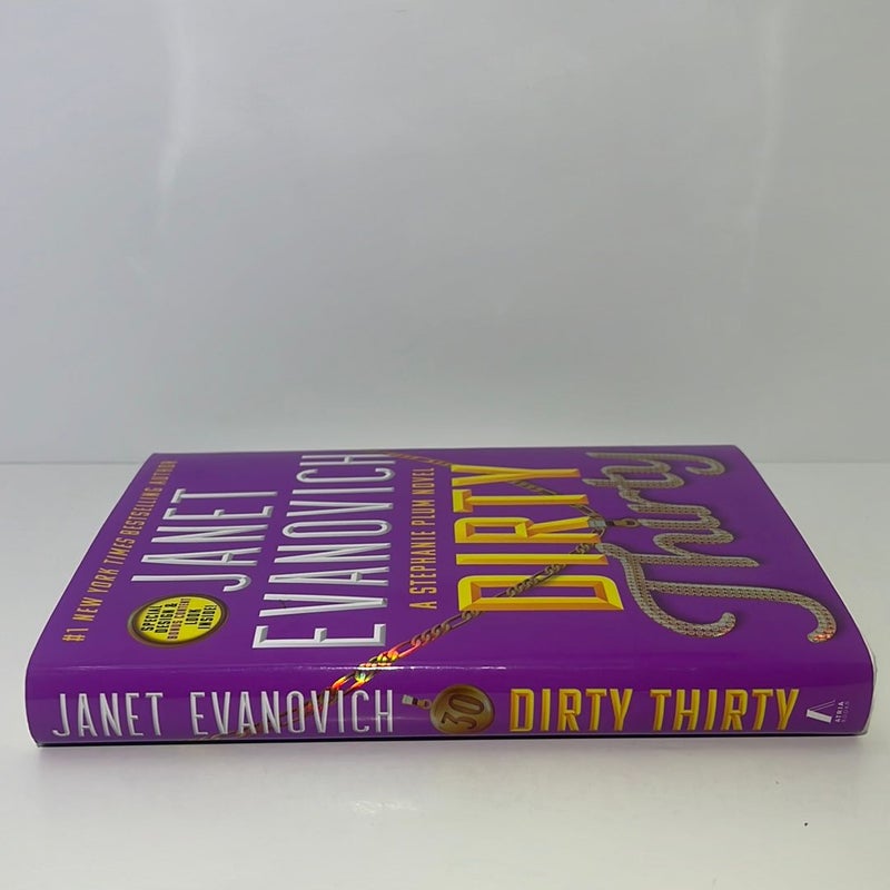 Dirty Thirty (Stephanie Plum Series, Book 30) 