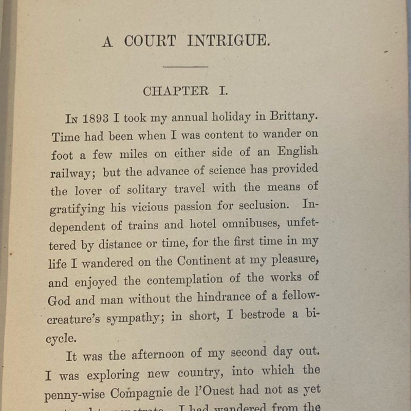  A Court Intrigue by Thompson, Basil by Thompson, Basil