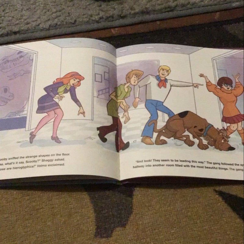 Scooby-Doo Finds a Clue