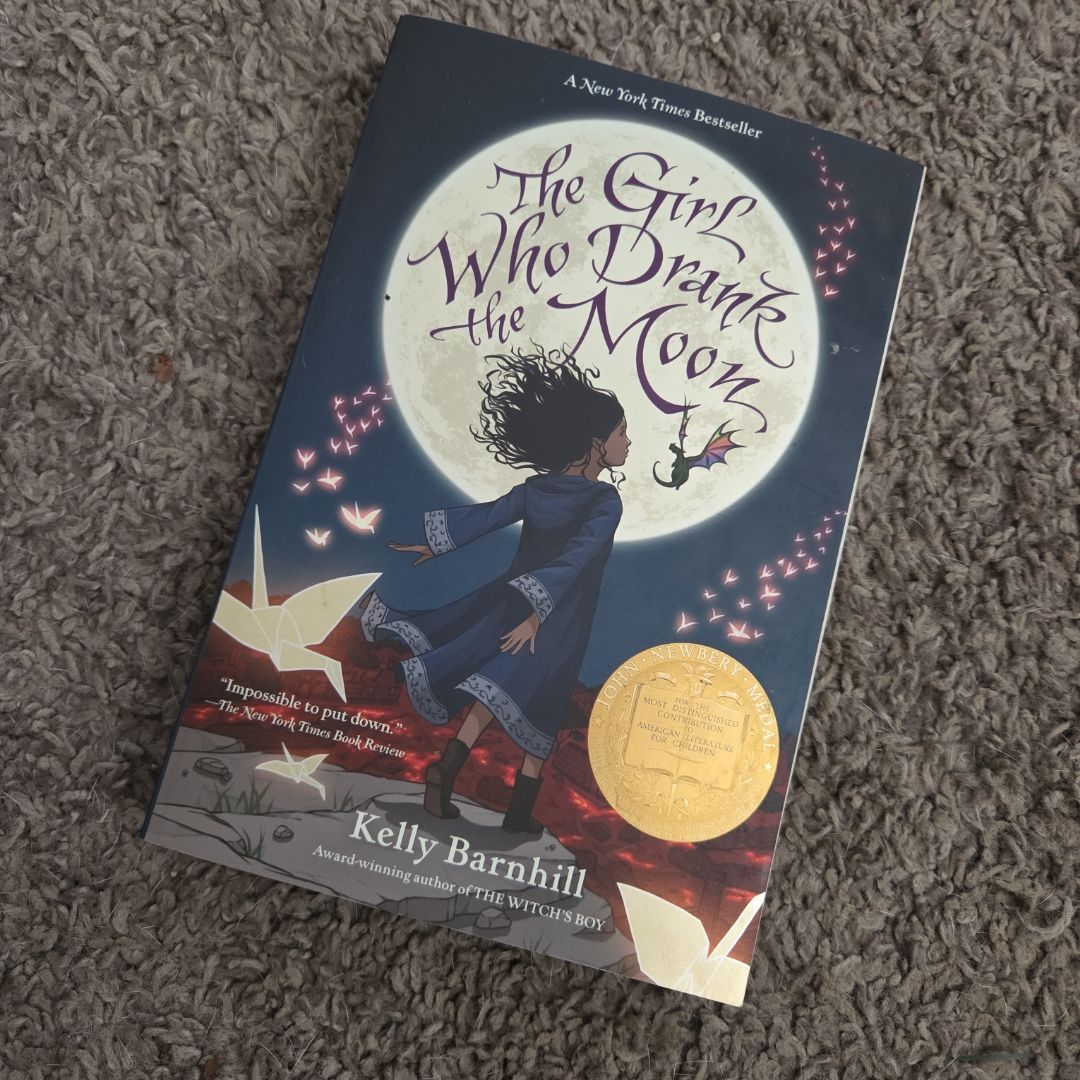 The Girl Who Drank the Moon (Winner of the 2017 Newbery Medal)