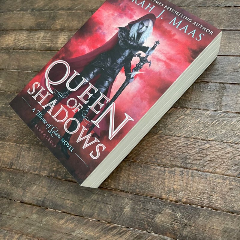 Queen of Shadows - 1st edition / 1st print 