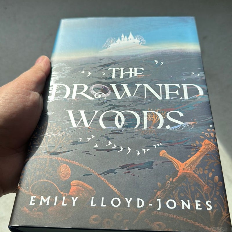 The Drowned Woods - Illumicrate Exclusive Edition 