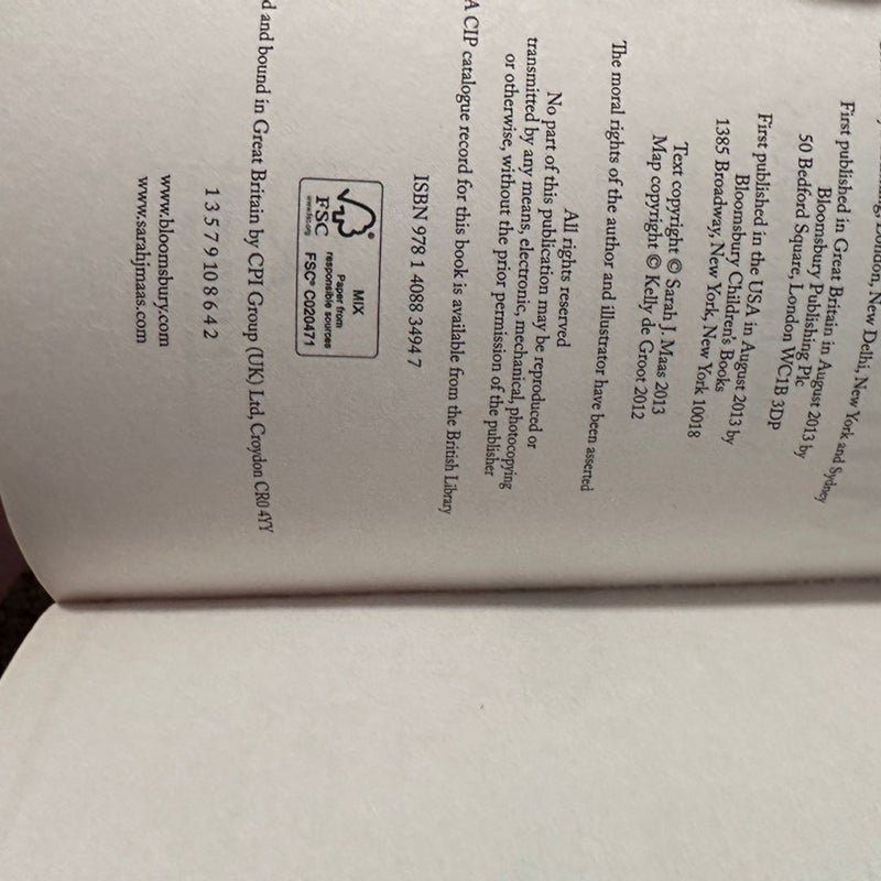 Crown of midnight first edition UK 