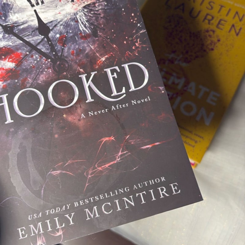 Romance bundle: The Soulmate Equation + Hooked