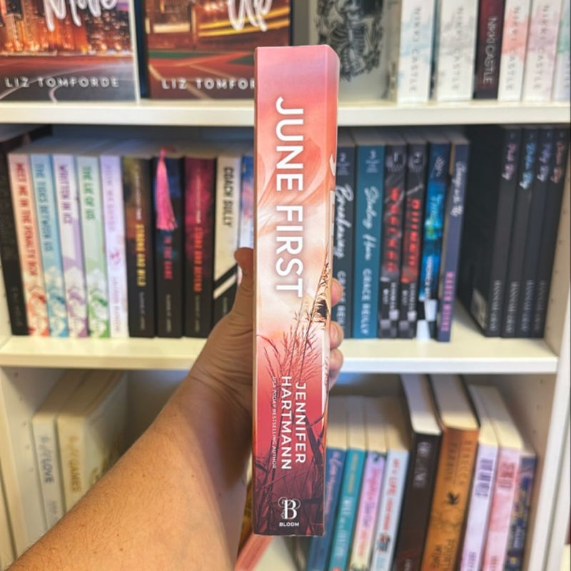 June First by Jennifer Hartmann, Paperback | Pangobooks