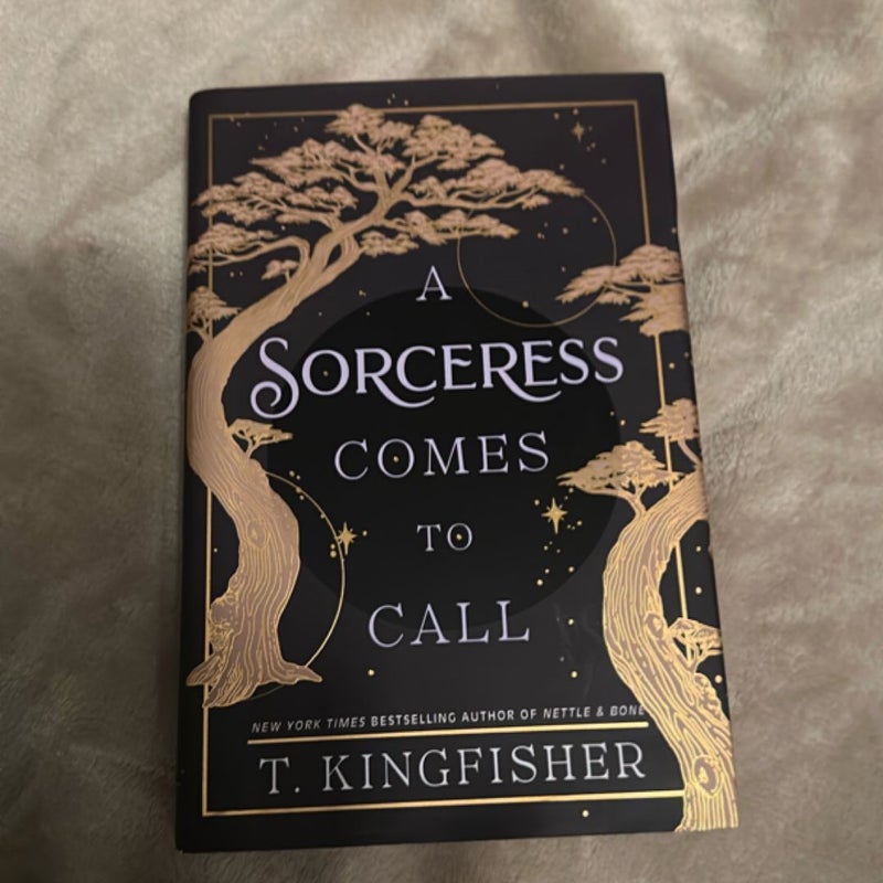 A Sorceress Comes to Call