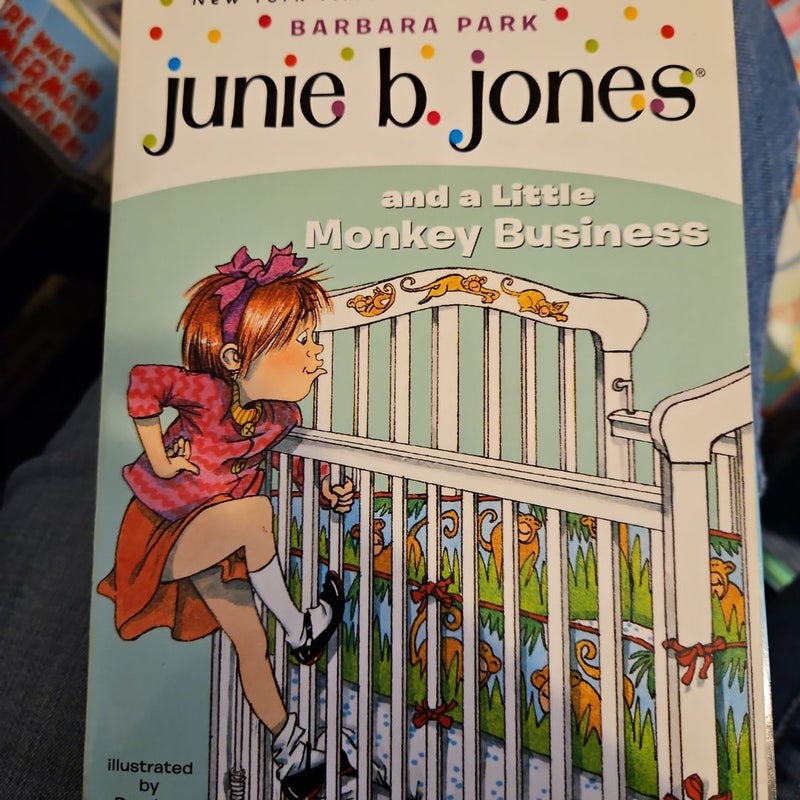 Junie B. Jones #2: Junie B. Jones and a Little Monkey Business