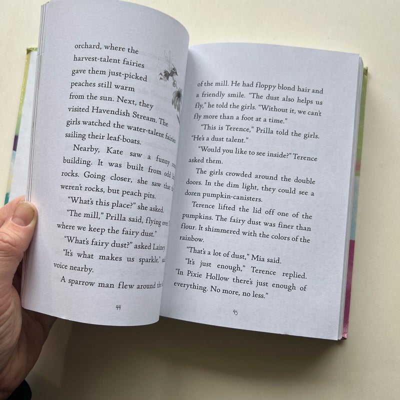 The Never Girls Volume 1: Books 1-3 (Disney: the Never Girls)