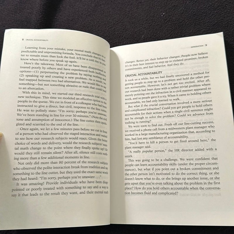 Crucial Accountability: Tools for Resolving Violated Expectations, Broken Commitments, and Bad Behavior, Second Edition ( Paperback)