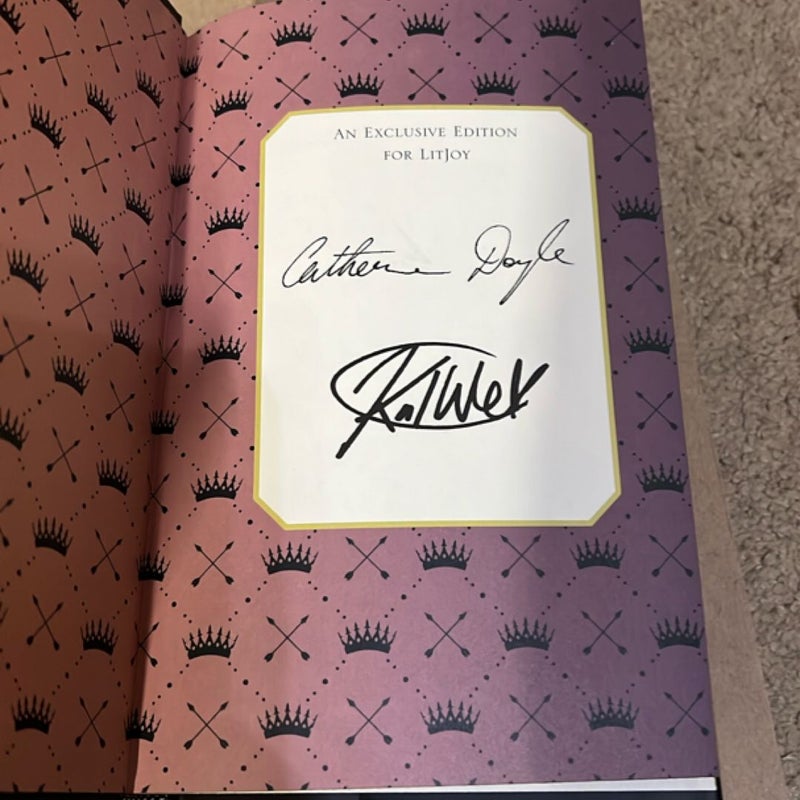 Litjoy Crate ‘Twin Crowns’ - signed exclusive