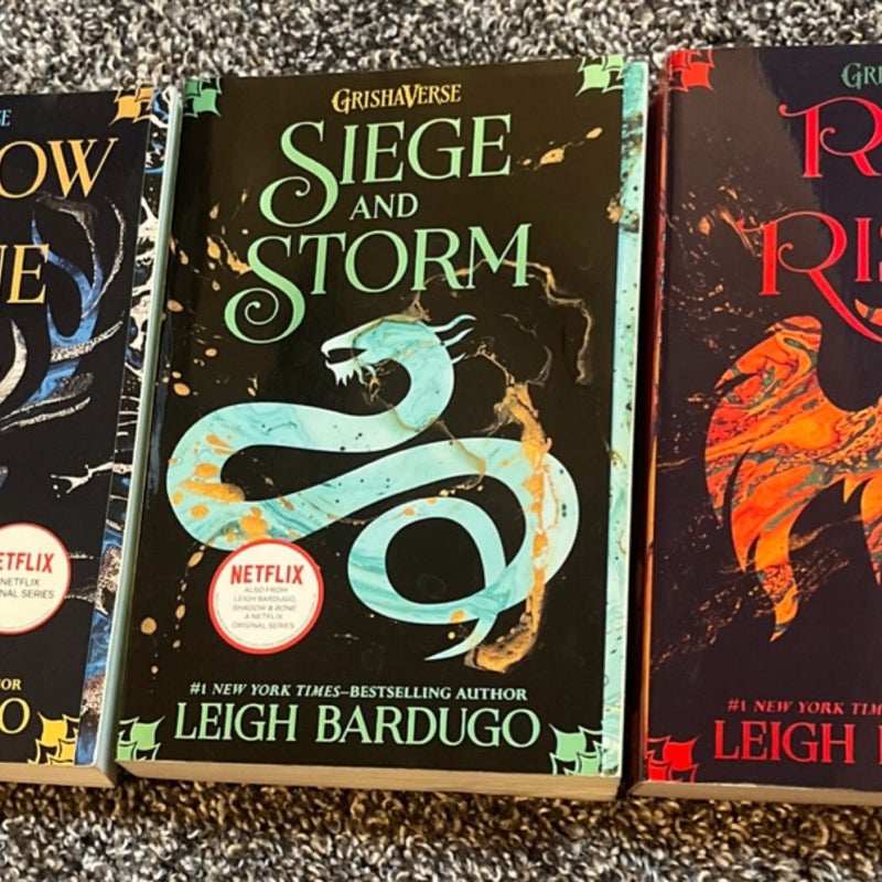 The Shadow and Bone Trilogy Boxed Set