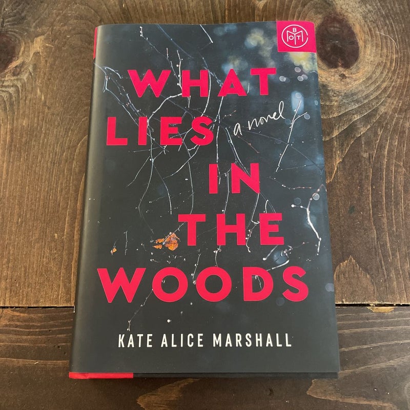 What Lies in the Woods by Kate Alice Marshall, Hardcover | Pangobooks