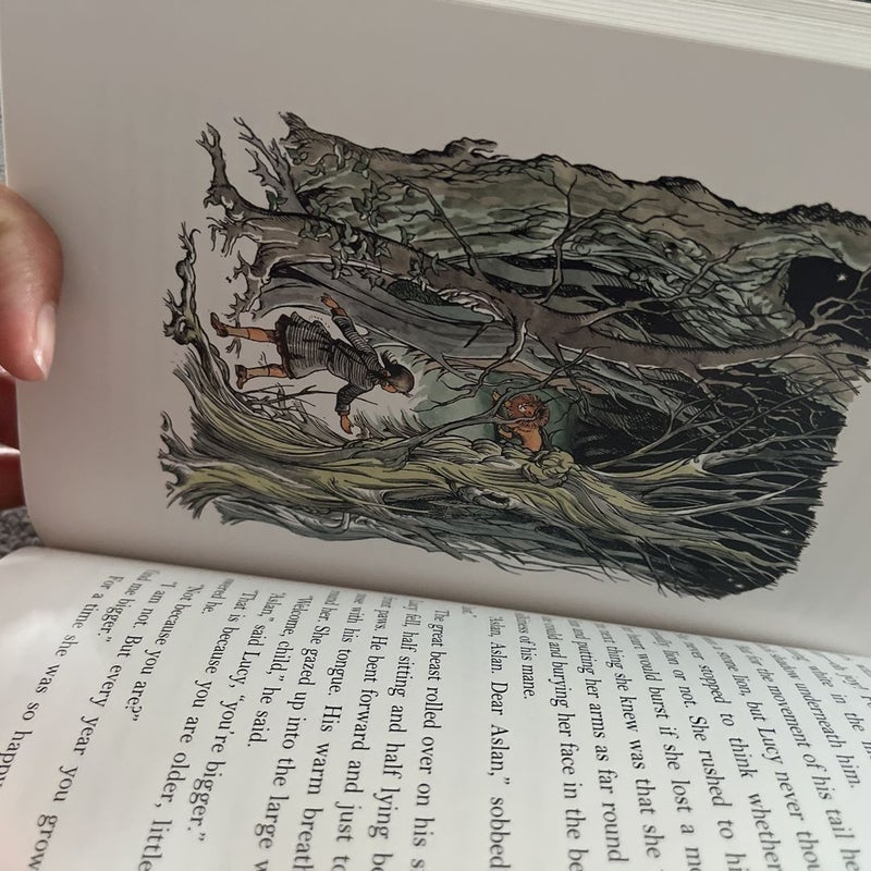 The Cronicles of Narnia (Books 3,4, &5) COLOR ILLUSTRATED 