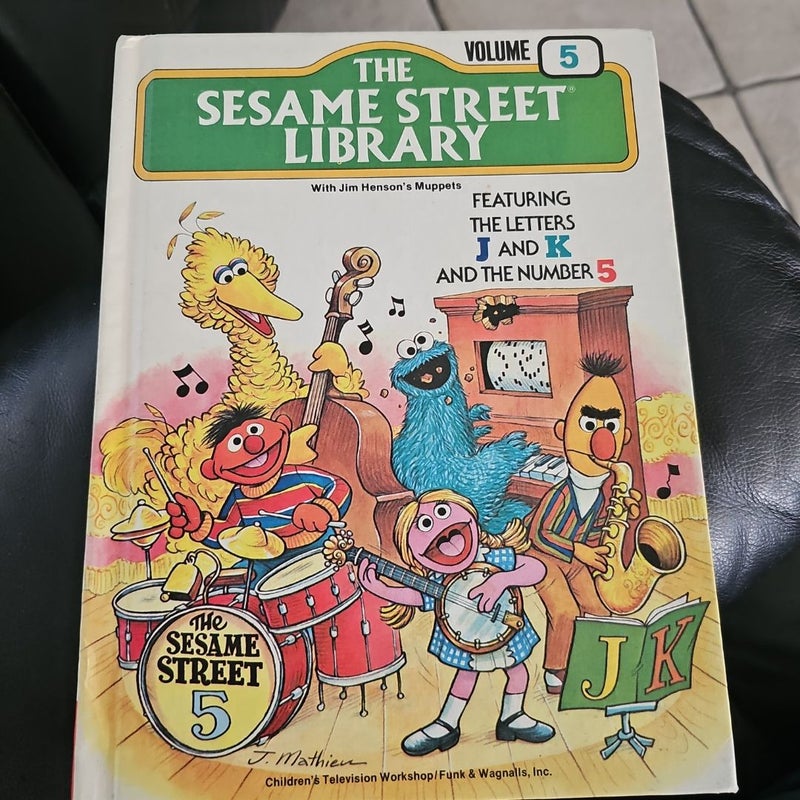 Sesame Street Library Volume 5