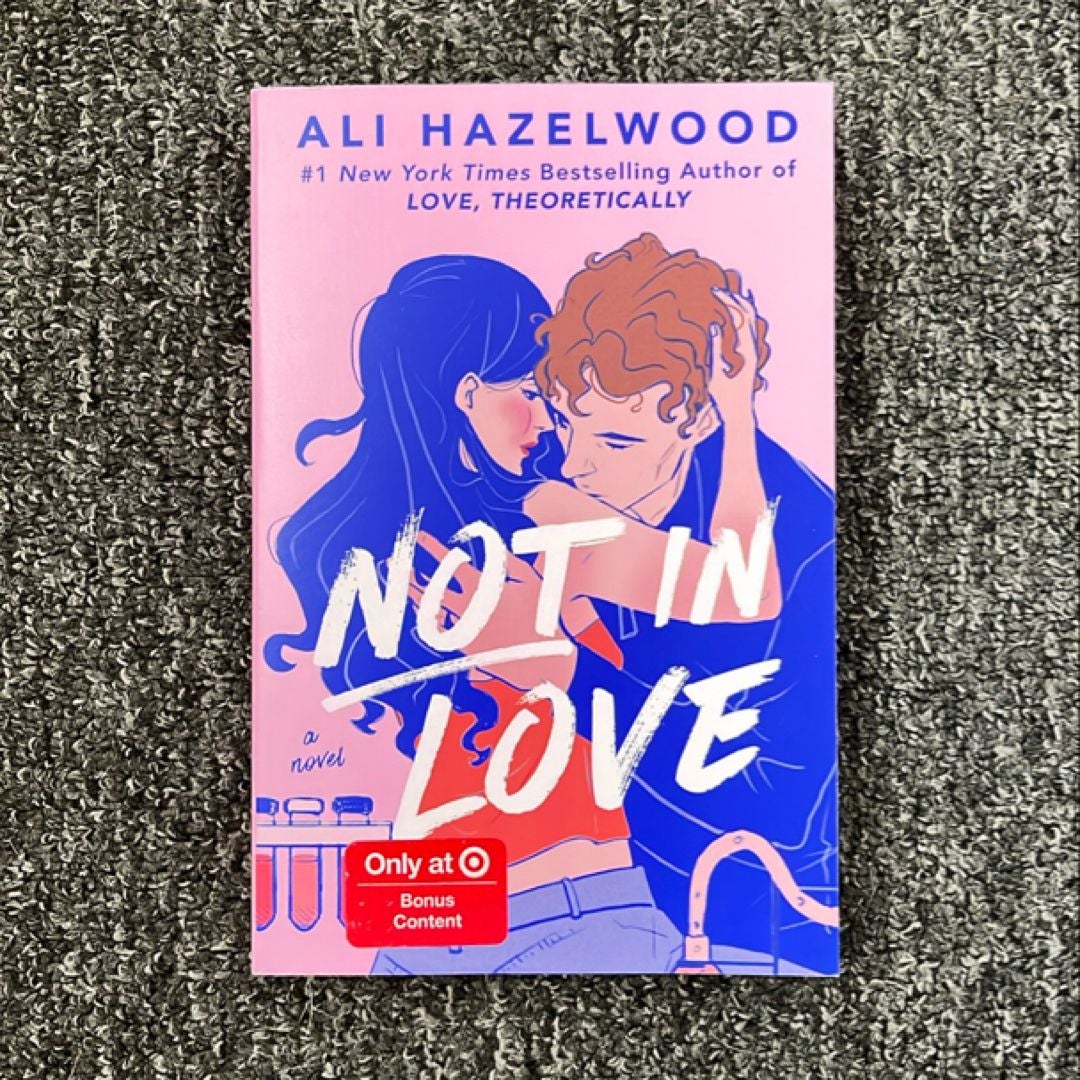 Not In Love by Ali Hazelwood, Paperback Pangobooks