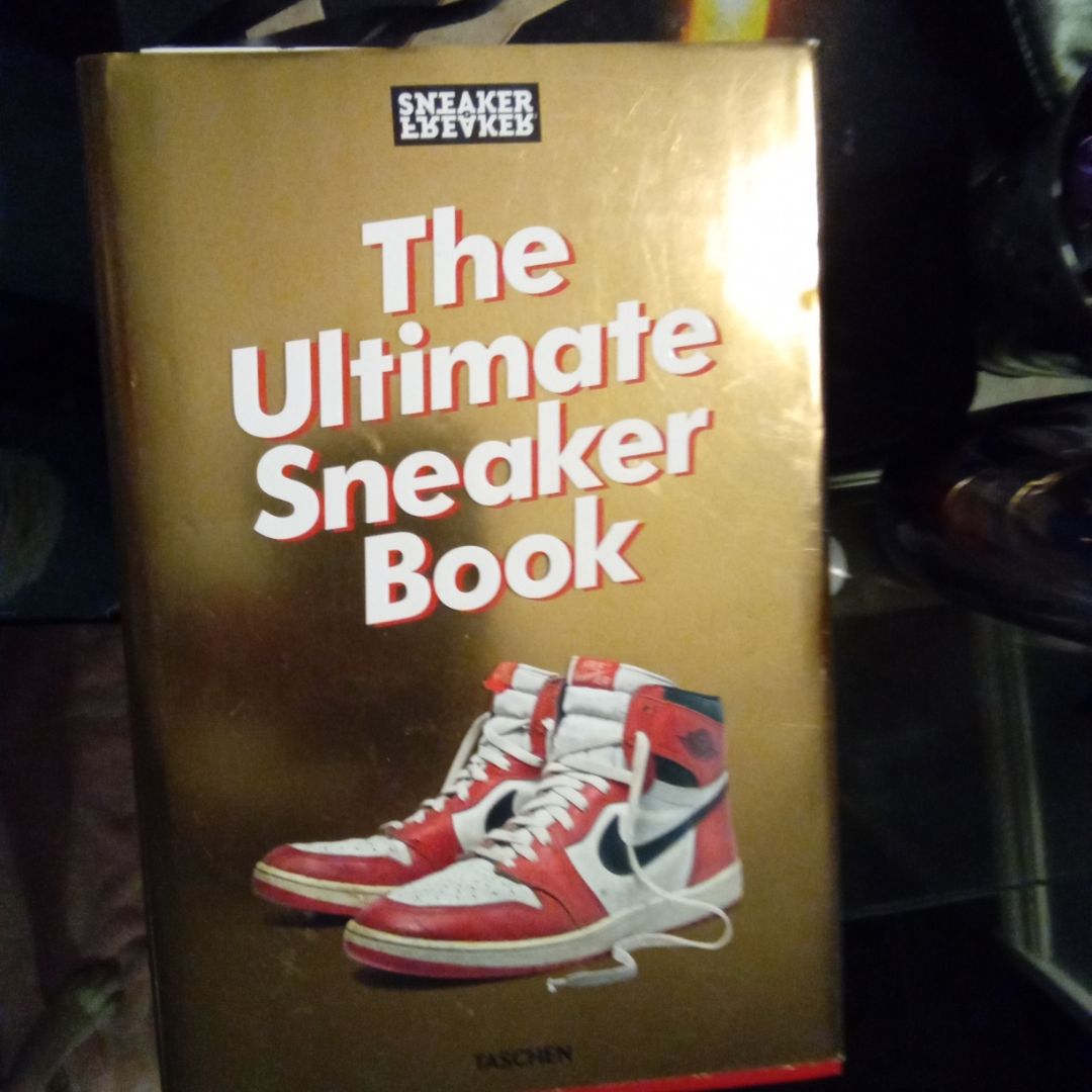 Sneaker Freaker. the Ultimate Sneaker Book