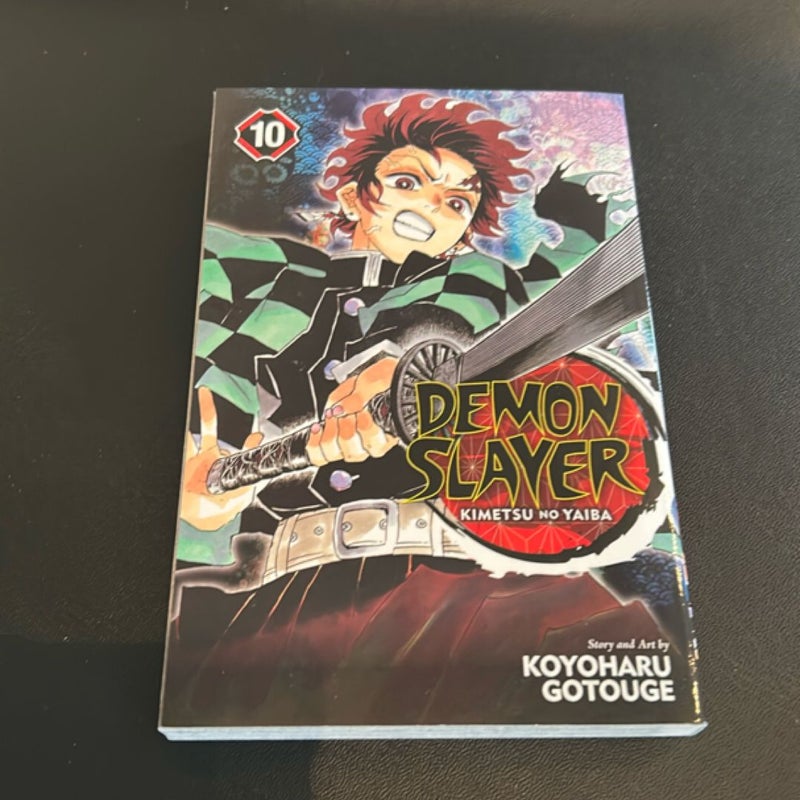 Demon Slayer: Kimetsu No Yaiba, Vol. 10
