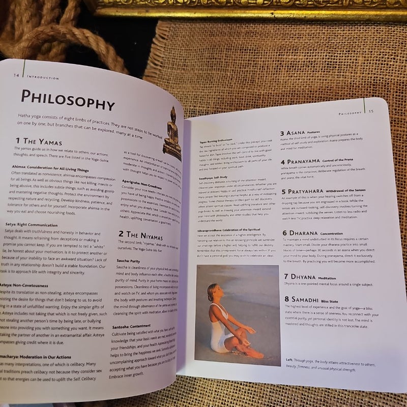 100 Best Yoga & Pilates 