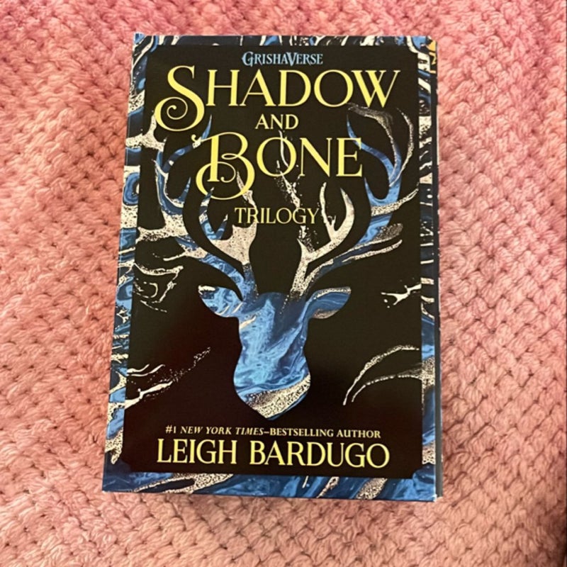 The Shadow and Bone Trilogy Boxed Set