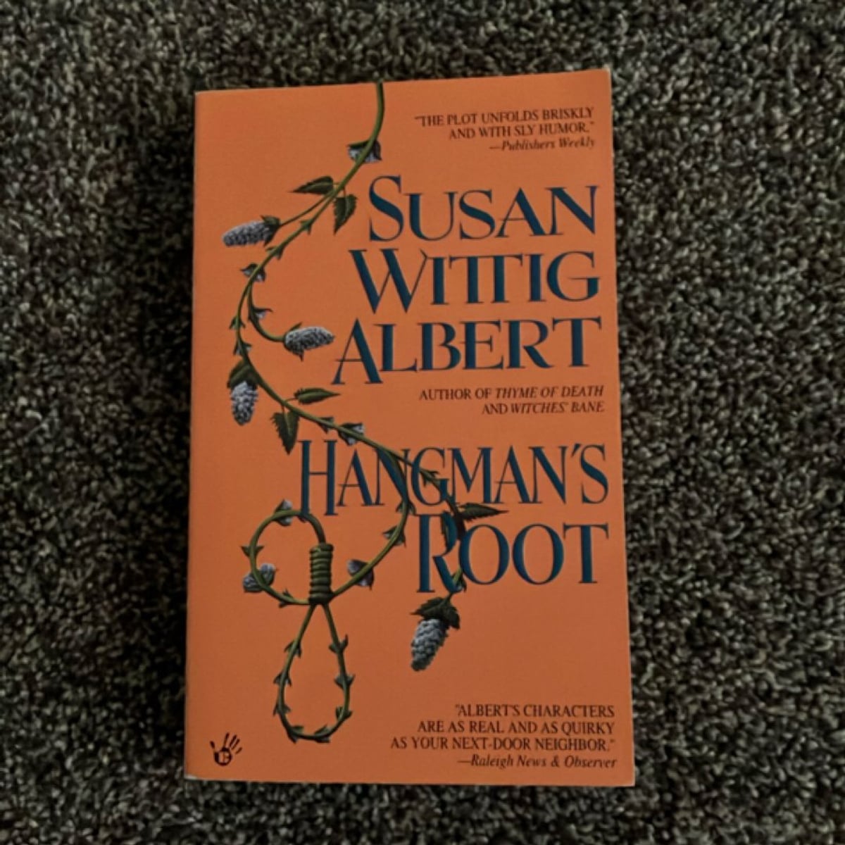 Hangman's Root by Susan Wittig Albert