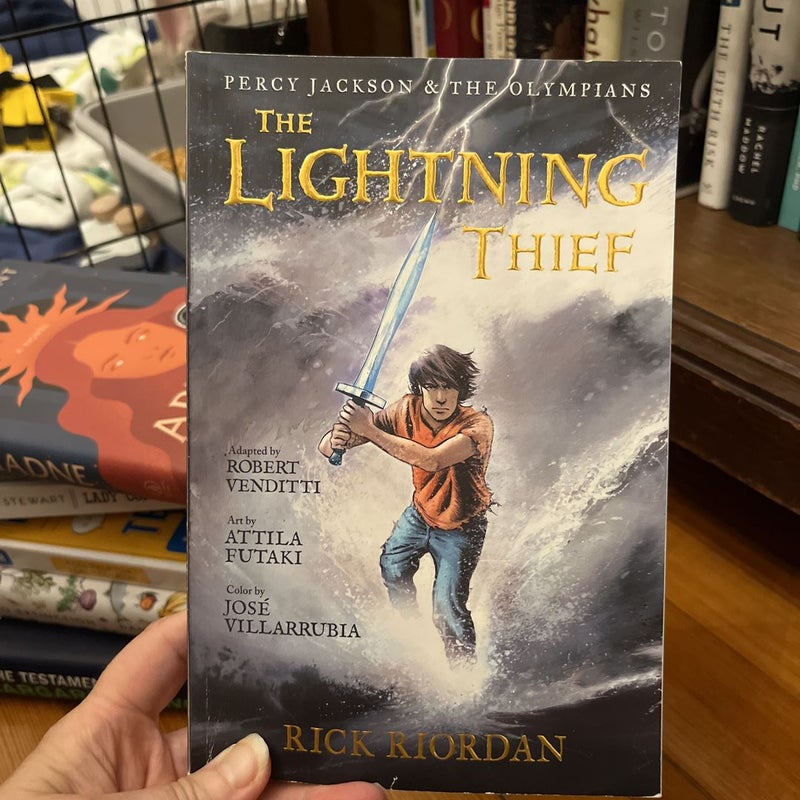 The Lightning Thief: The Graphic Novel (Percy Jackson & the Olympians, Book  1)