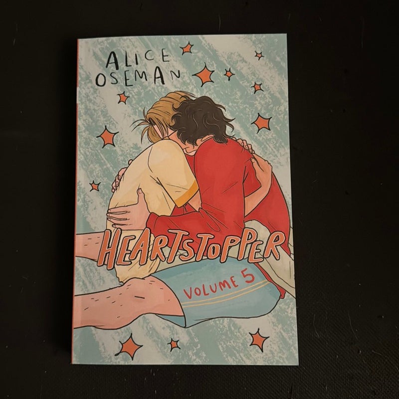 Heartstopper #5: a Graphic Novel by Alice Oseman, Paperback