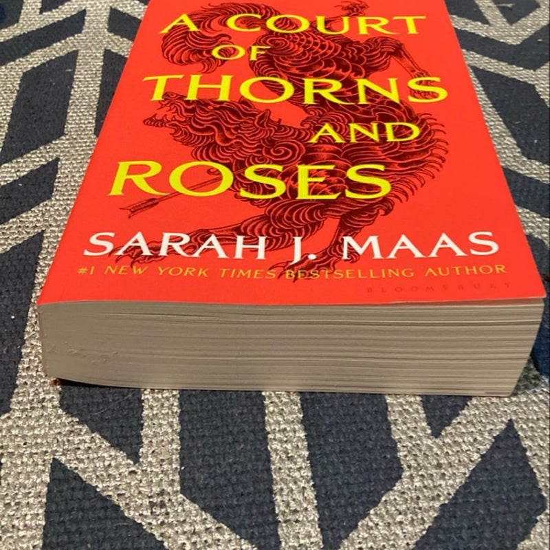 A Court of Thorns and Roses (Brand New)