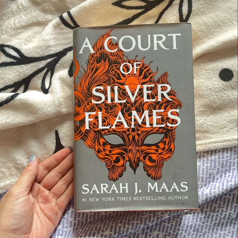 A Court of Silver Flames