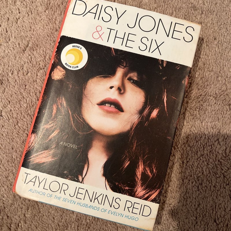 Daisy Jones & The Six: A Novel: Jenkins Reid, Taylor: 9781524798628:  : Books