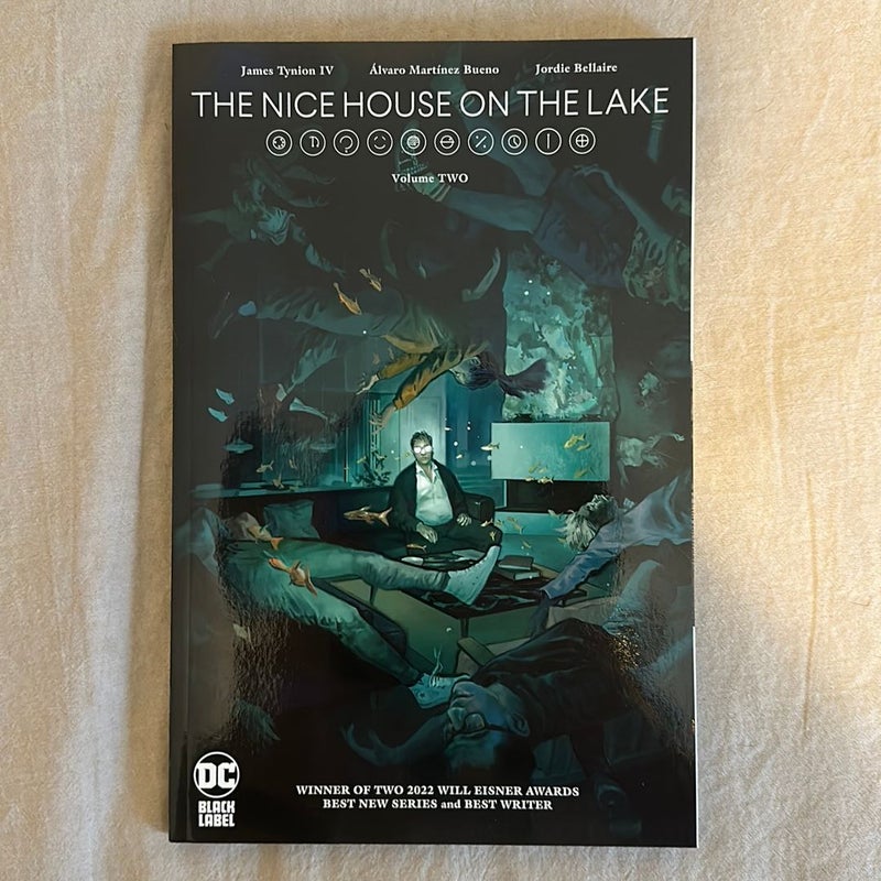 The Nice House on the Lake Vol. 2