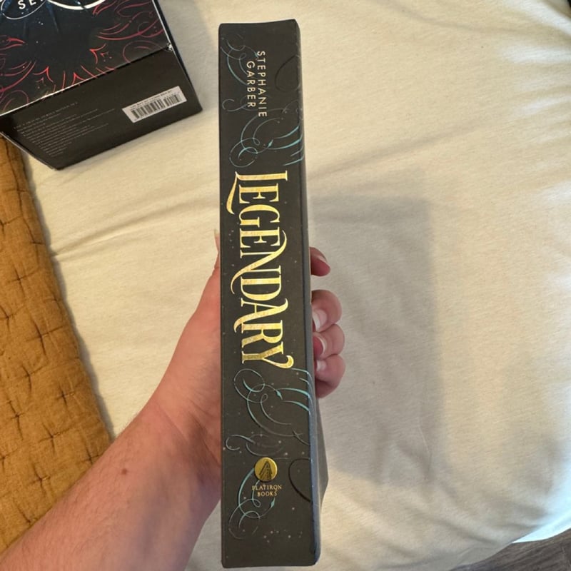 Caraval Paperback Boxed Set