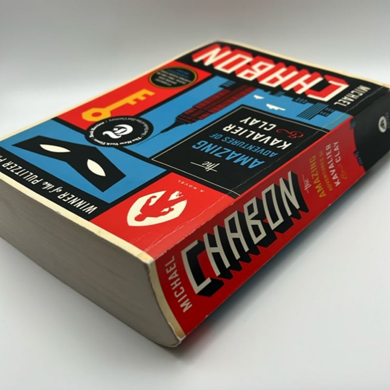 The Amazing Adventures of Kavalier and Clay (with Bonus Content)