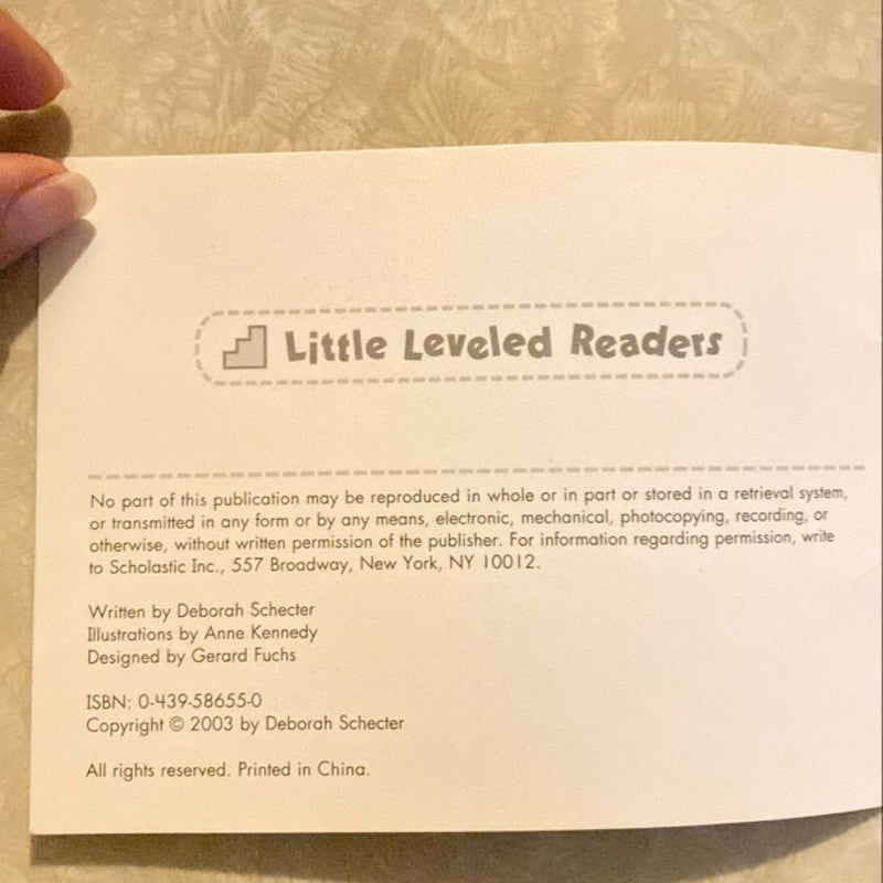 Book Bundle of Little Leveled Readers (A)