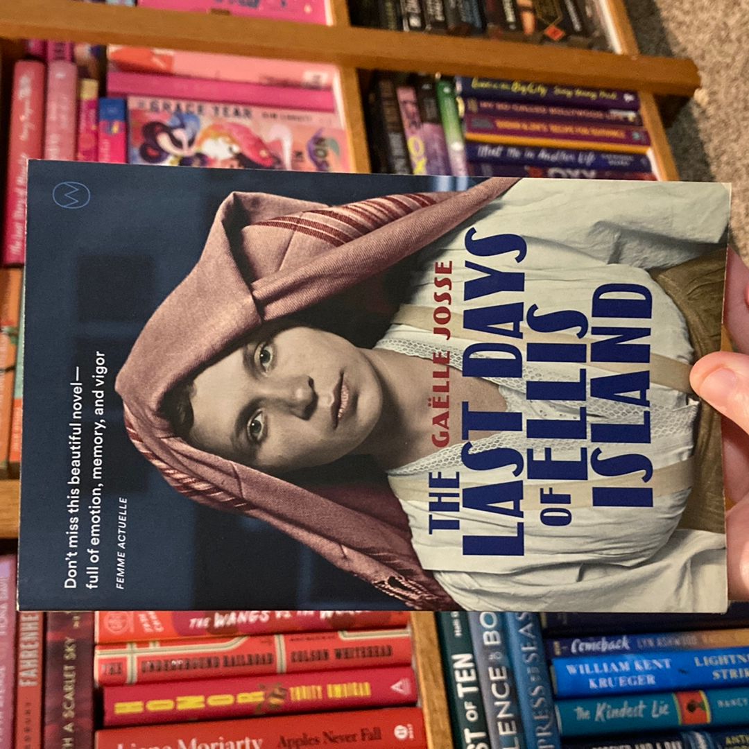 The Last Days of Ellis Island