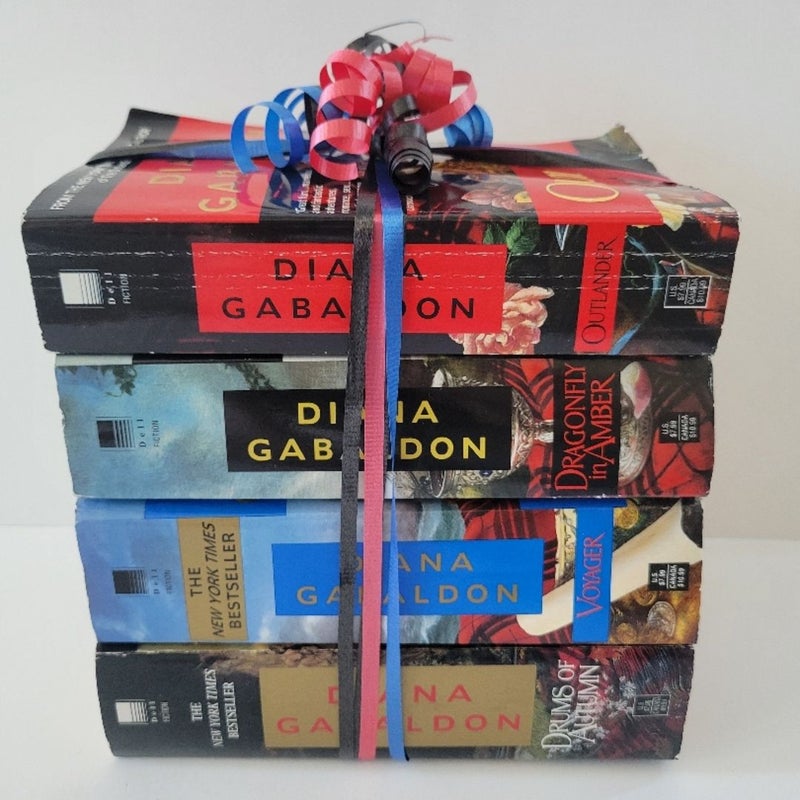 OUTLANDER SERIES BOOKS #1-4 VINTAGE 1990s GOLD EMBOSSED COVERS PAPERBACK