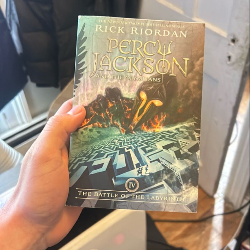 Percy Jackson and the Olympians, Book Four the Battle of the Labyrinth (Percy Jackson and the Olympians, Book Four)