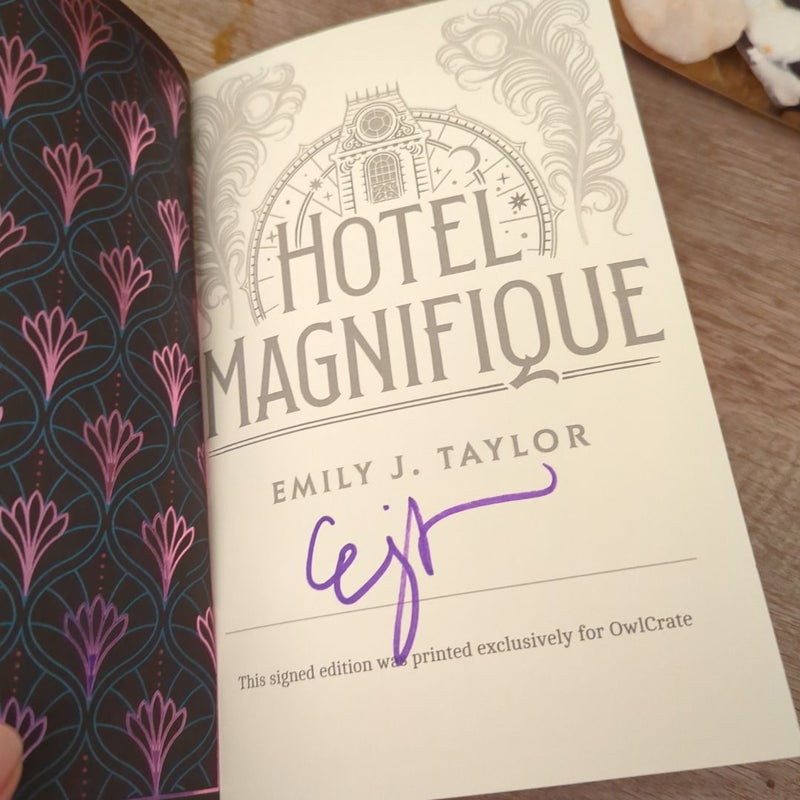Hotel Magnifique (Owlcrate)