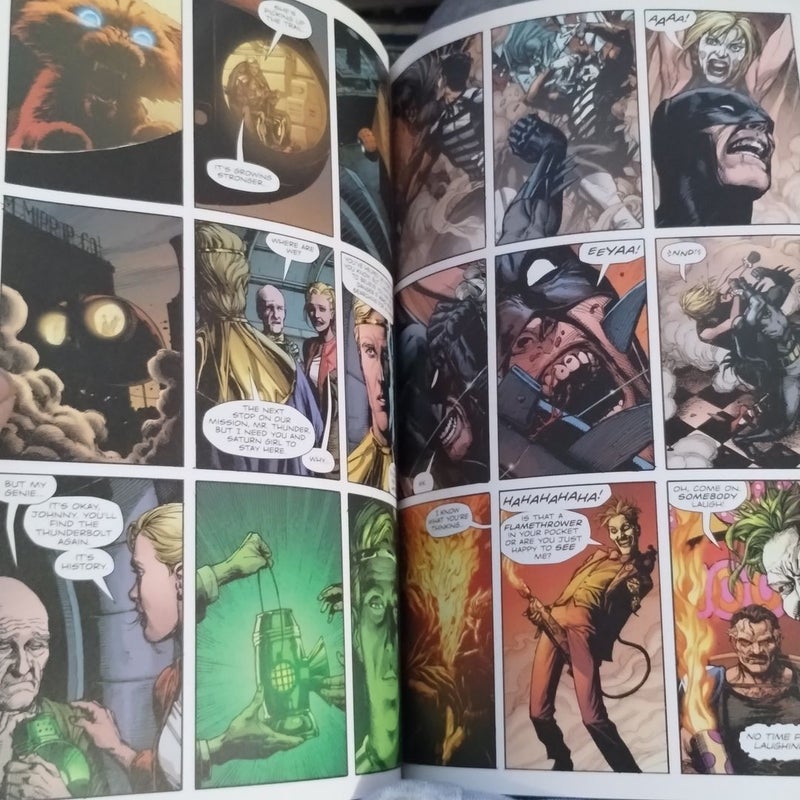 Doomsday Clock: the Complete Collection