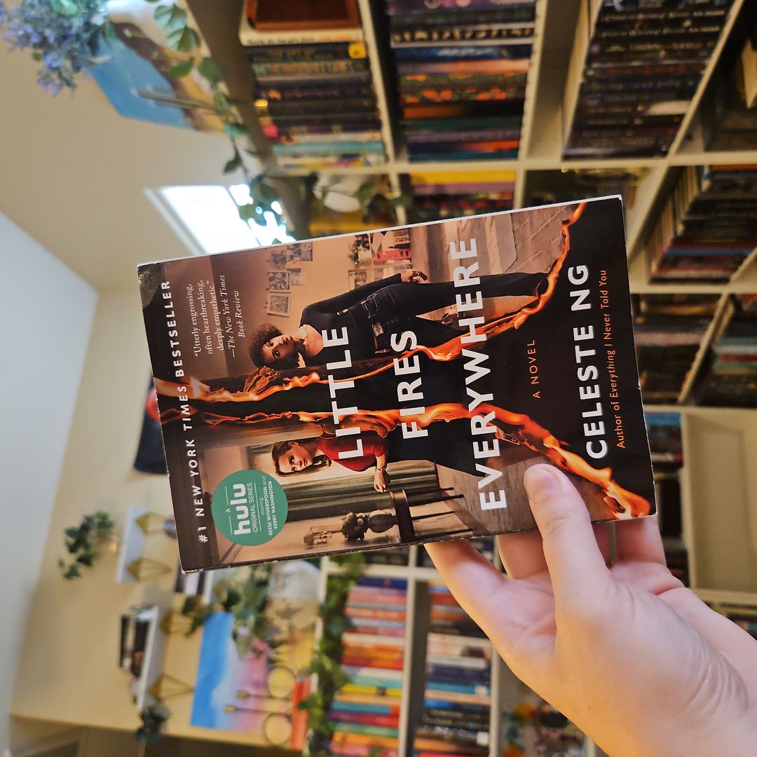 Little Fires Everywhere (Movie Tie-In)