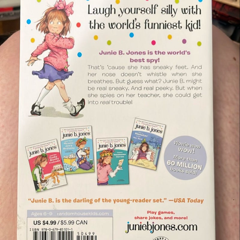 Junie B. Jones #4: Junie B. Jones and Some Sneaky Peeky Spying