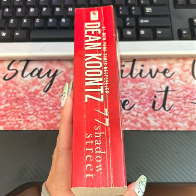 77 Shadow Street (with Bonus Novella the Moonlit Mind)