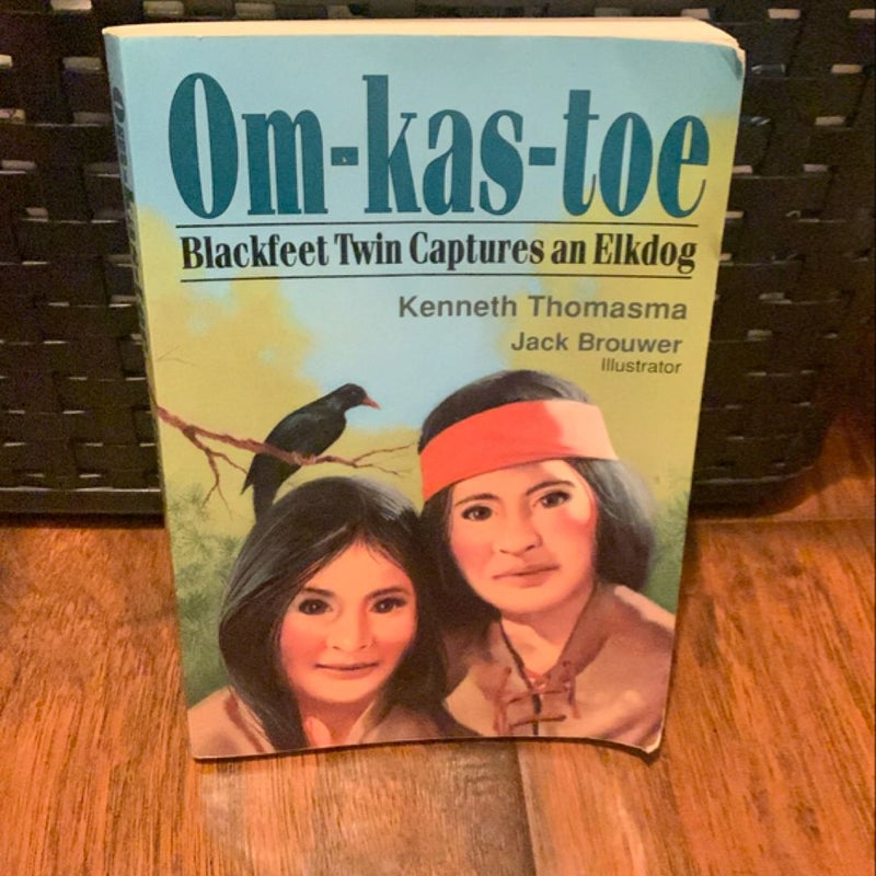 Om-Kas-Toe