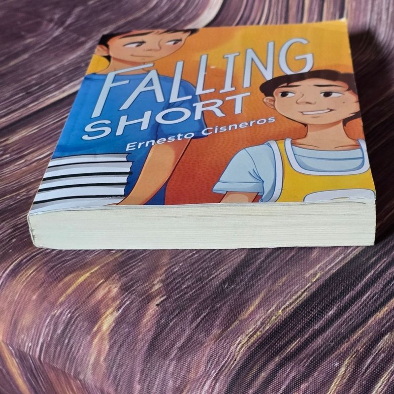 Falling Short by Ernesto Cisneros, Paperback | Pangobooks