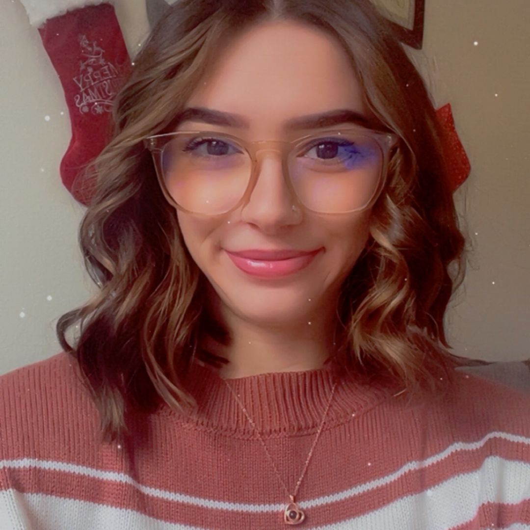 Mariah’s Lil Book Shop