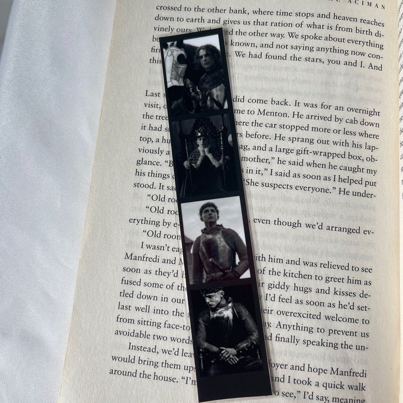 Henry V bookmark from The King (2019)