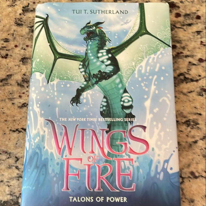 Wings of Fire hardback bundle