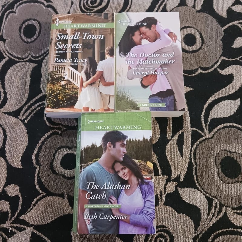 3 Harlequin Heartwarming Books