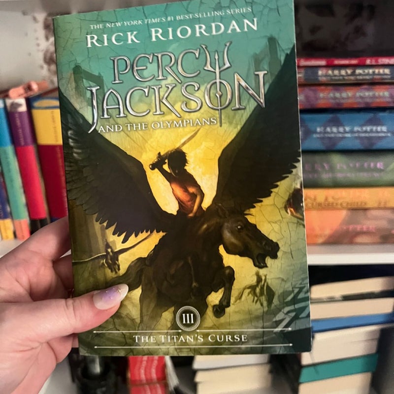 Percy Jackson and the Olympians, Book Three the Titan's Curse (Percy Jackson and the Olympians, Book Three)