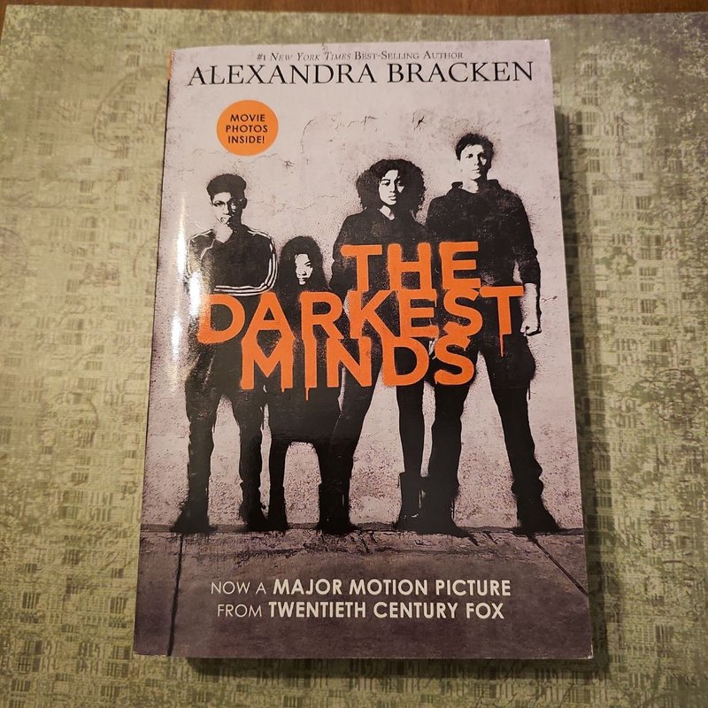 The Darkest Minds (a Darkest Minds Novel, Book 1)