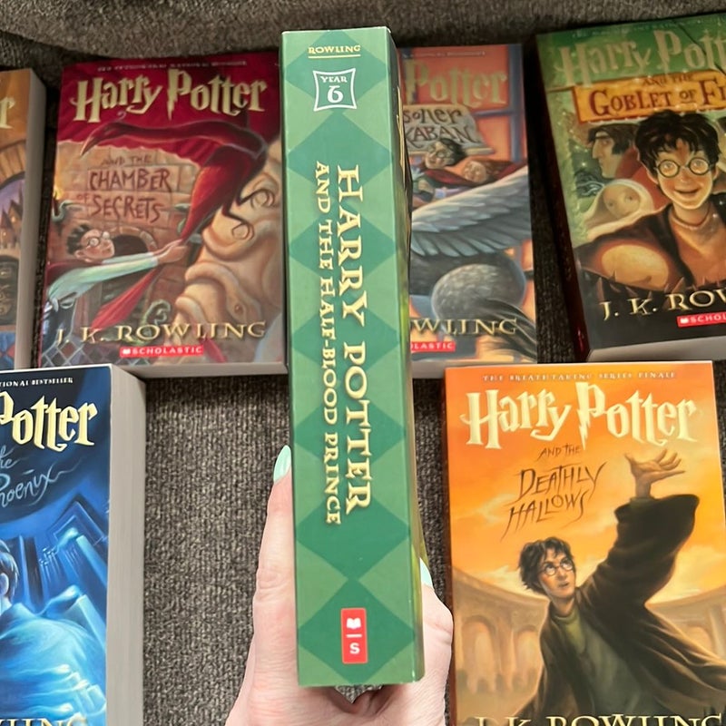 Harry Potter Paperback Full Book Set Volumes 1-7